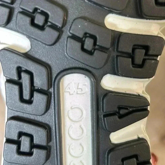 ECCO - MENS MULTI-VENT SHOES white 11-11.5 - Picture 8 of 9